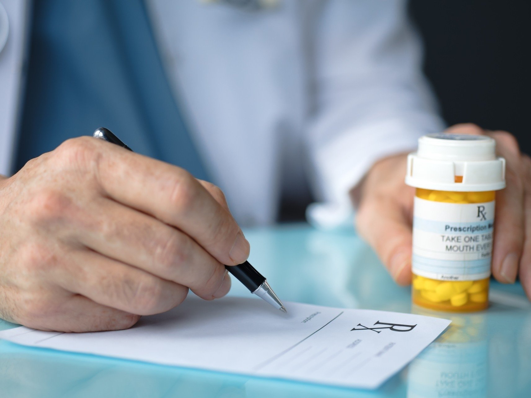 prescription bottle iStock-1190193669 4x3