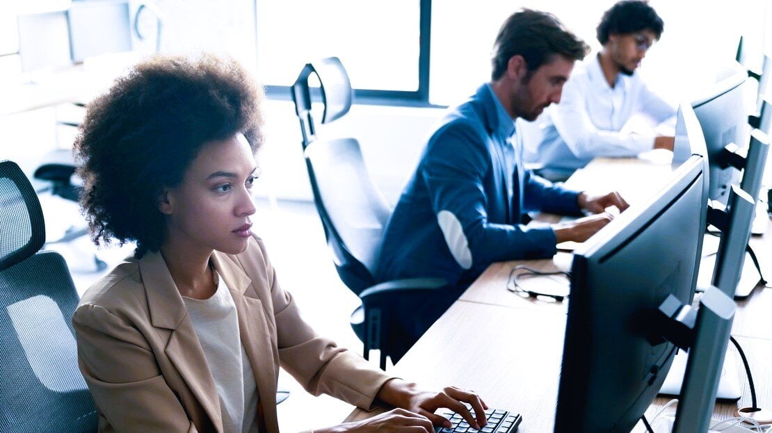woman computer discovery iStock-1291153277 blue